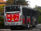 Pêssego Transportes 4 7047 na cidade de São Paulo, São Paulo, Brasil, por Valnei Conceição. Número da foto: #:id.