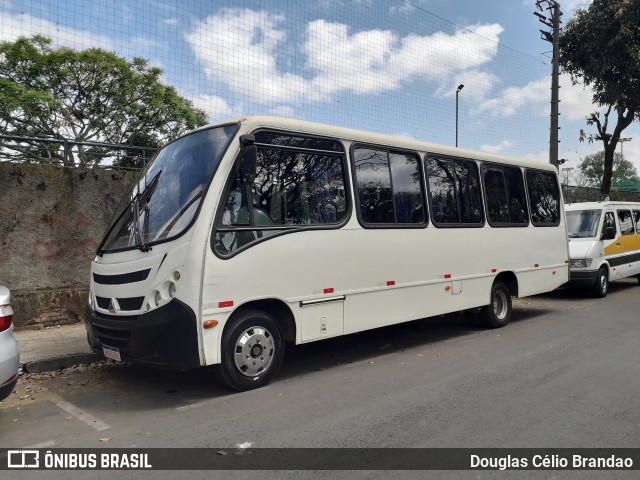 Ônibus Particulares 5I98 na cidade de Belo Horizonte, Minas Gerais, Brasil, por Douglas Célio Brandao. Número da foto: #10969469.