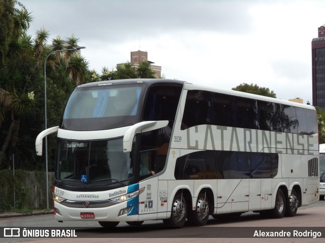 Auto Viação Catarinense 3539 na cidade de Curitiba, Paraná, Brasil, por Alexandre Rodrigo. ID da foto: 10968755.