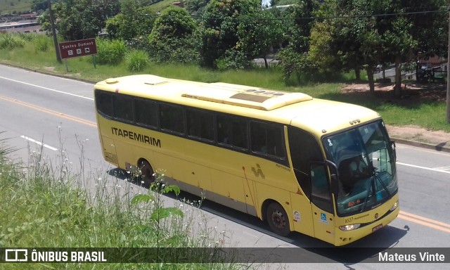 Viação Itapemirim 8537 na cidade de Santos Dumont, Minas Gerais, Brasil, por Mateus Vinte. Número da foto: #10969910.