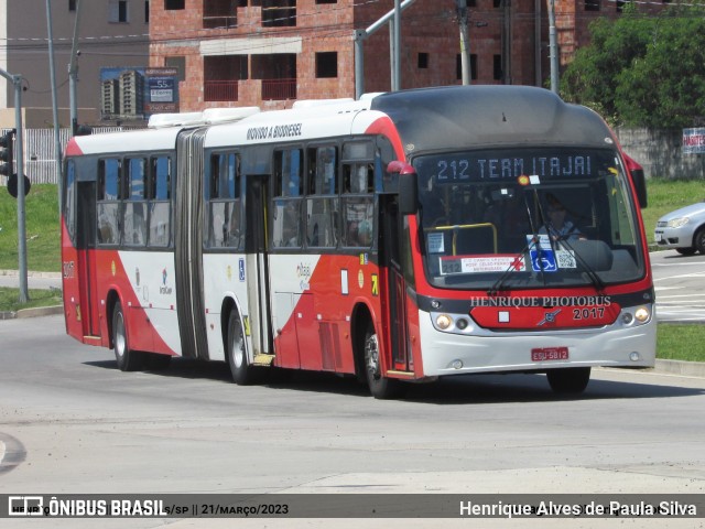 Itajaí Transportes Coletivos 2017 na cidade de Campinas, São Paulo, Brasil, por Henrique Alves de Paula Silva. Número da foto: #10973298.
