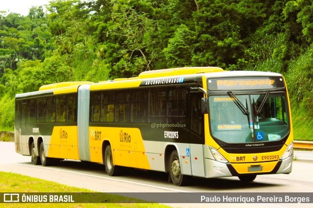 Mobi Rio E902093 na cidade de Piraí, Rio de Janeiro, Brasil, por Paulo Henrique Pereira Borges. Número da foto: #10971799.