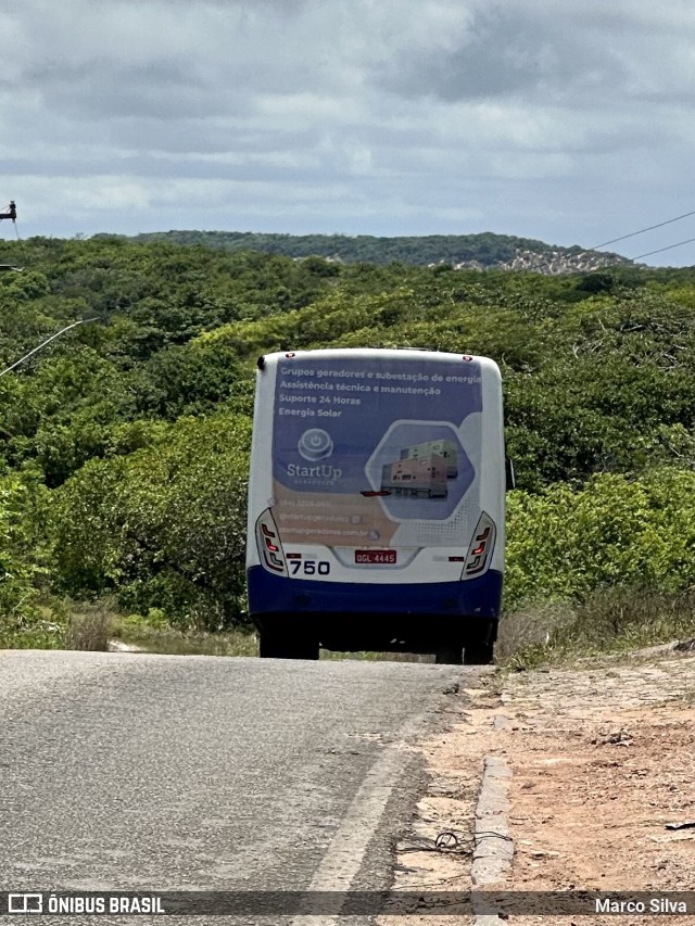 Litorânea Transportes 750 na cidade de Nísia Floresta, Rio Grande do Norte, Brasil, por Marco Silva. ID da foto: 10972908.