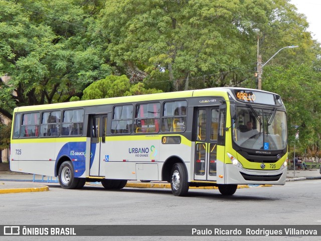 TransPessoal Transportes 725 na cidade de Rio Grande, Rio Grande do Sul, Brasil, por Paulo Ricardo  Rodrigues Villanova. Número da foto: #10974545.