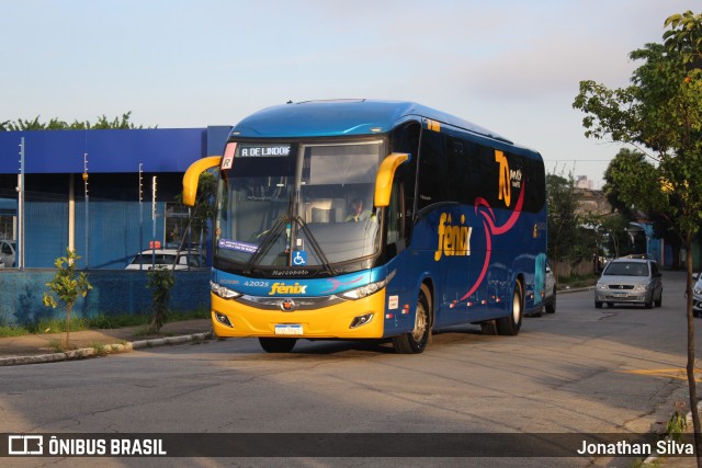 Rápido Expresso Fênix Viação 42025 na cidade de São Paulo, São Paulo, Brasil, por Jonathan Silva. Número da foto: #10973745.