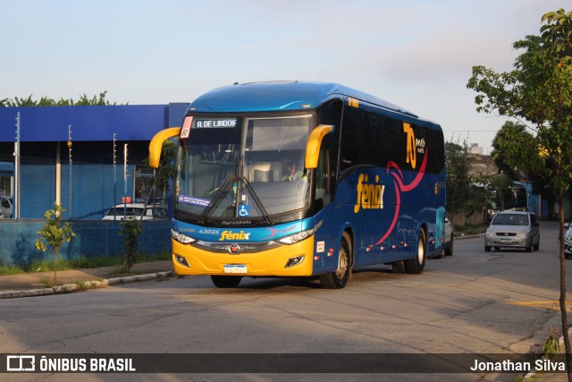 Rápido Expresso Fênix Viação 42025 na cidade de São Paulo, São Paulo, Brasil, por Jonathan Silva. ID da foto: 10973745.