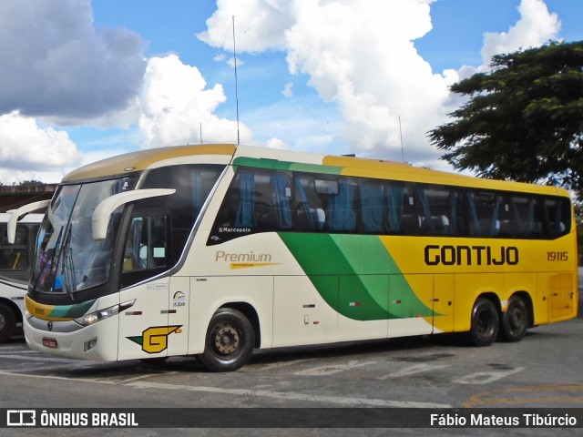 Empresa Gontijo de Transportes 19115 na cidade de Três Corações, Minas Gerais, Brasil, por Fábio Mateus Tibúrcio. ID da foto: 10976132.