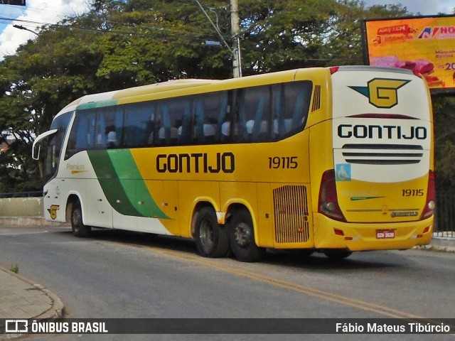 Empresa Gontijo de Transportes 19115 na cidade de Três Corações, Minas Gerais, Brasil, por Fábio Mateus Tibúrcio. Número da foto: #10976136.