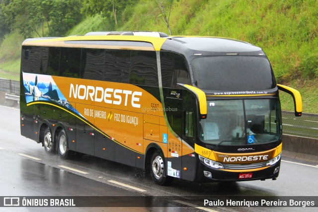 Expresso Nordeste 5507 na cidade de Piraí, Rio de Janeiro, Brasil, por Paulo Henrique Pereira Borges. Número da foto: #10975495.