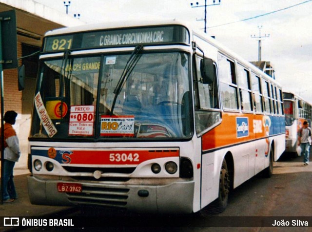 Viação Santa Sofia 53042 na cidade de Rio de Janeiro, Rio de Janeiro, Brasil, por João Silva. ID da foto: 10977334.