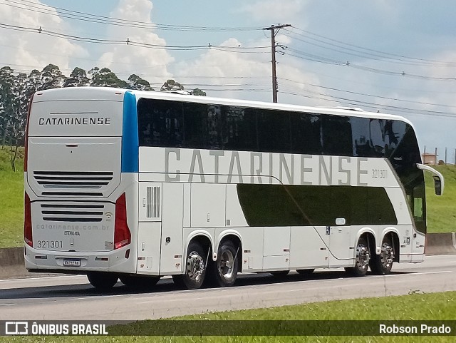 Auto Viação Catarinense 321301 na cidade de São José dos Campos, São Paulo, Brasil, por Robson Prado. ID da foto: 10977545.