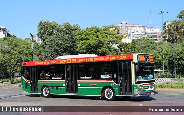 MOCBA - Micro Omnibus Ciudad de Buenos Aires 68 na cidade de Ciudad Autónoma de Buenos Aires, Argentina, por Francisco Ivano. Número da foto: #10976637.