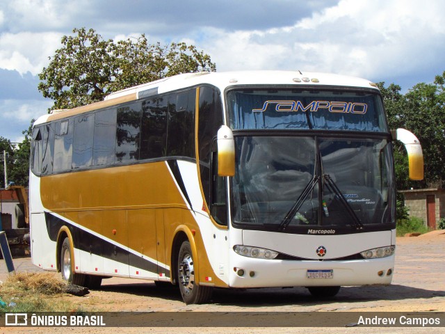 Sampaio Turismo 9E53 na cidade de Pirapora, Minas Gerais, Brasil, por Andrew Campos. Número da foto: #10977535.
