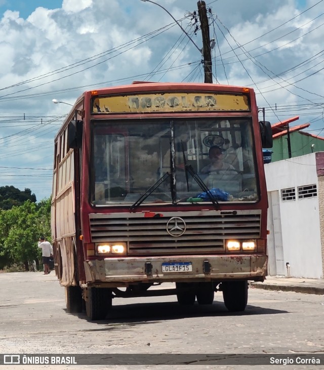 Ônibus Particulares 1F15 na cidade de Pinheiros, Espírito Santo, Brasil, por Sergio Corrêa. Número da foto: #10978840.
