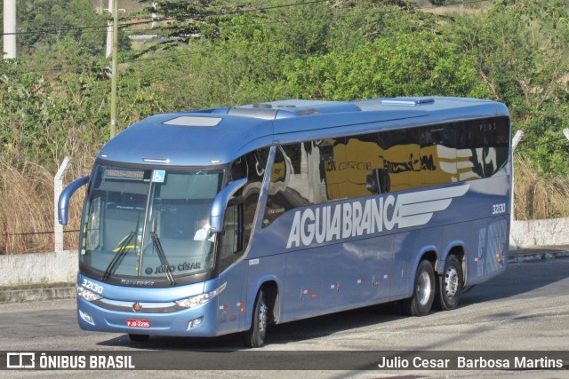 Viação Águia Branca 32130 na cidade de Aracaju, Sergipe, Brasil, por Julio Cesar  Barbosa Martins. ID da foto: 10979053.