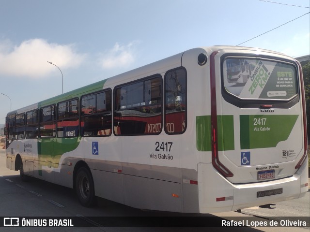 Empresa de Ônibus Vila Galvão 2417 na cidade de Guarulhos, São Paulo, Brasil, por Rafael Lopes de Oliveira. ID da foto: 10978872.