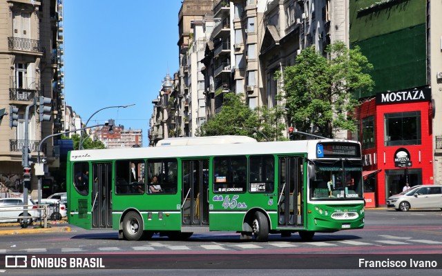 MO 45 45 na cidade de Ciudad Autónoma de Buenos Aires, Argentina, por Francisco Ivano. ID da foto: 10982280.