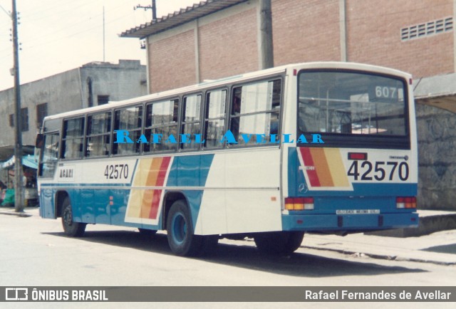 Viação Acari 42570 na cidade de Rio de Janeiro, Rio de Janeiro, Brasil, por Rafael Fernandes de Avellar. ID da foto: 10985272.