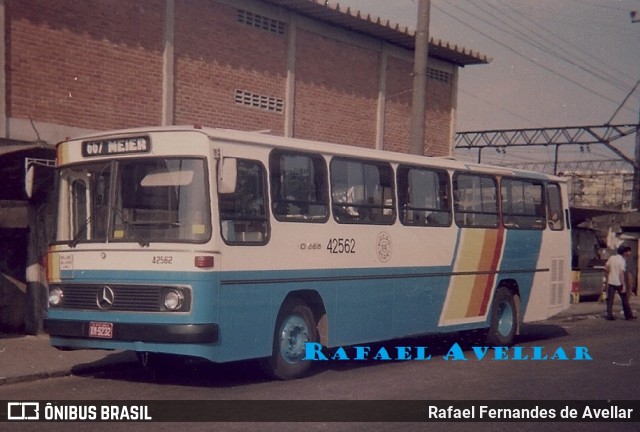 Viação Acari 42562 na cidade de Rio de Janeiro, Rio de Janeiro, Brasil, por Rafael Fernandes de Avellar. Número da foto: #10985187.