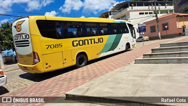 Empresa Gontijo de Transportes 7085 na cidade de Dom Silvério, Minas Gerais, Brasil, por Rafael Cota. ID da foto: 10986743.