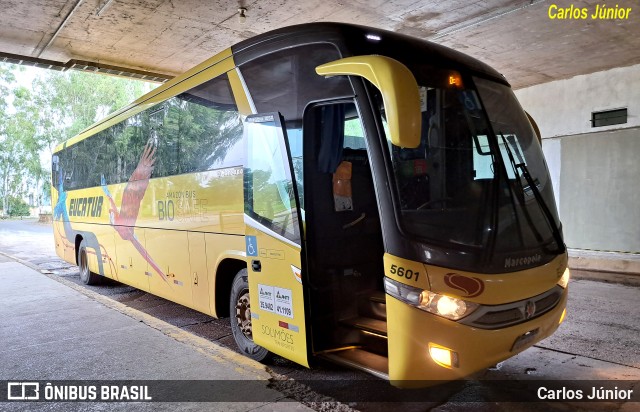 Eucatur - Empresa União Cascavel de Transportes e Turismo 5601 na cidade de Cuiabá, Mato Grosso, Brasil, por Carlos Júnior. ID da foto: 10988797.