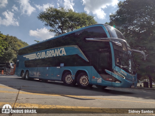 Viação Águia Branca 51050 na cidade de São Paulo, São Paulo, Brasil, por Sidney Santos. ID da foto: 10990842.