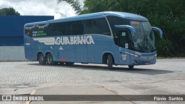 Viação Águia Branca 32860 na cidade de Cruz das Almas, Bahia, Brasil, por Flávio  Santos. Número da foto: #10990033.