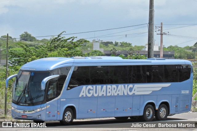 Viação Águia Branca 32230 na cidade de Aracaju, Sergipe, Brasil, por Julio Cesar  Barbosa Martins. Número da foto: #10989736.