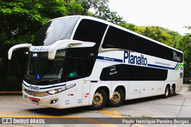 Planalto Transportes 2555 na cidade de São Paulo, São Paulo, Brasil, por Paulo Henrique Pereira Borges. Número da foto: #10994496.