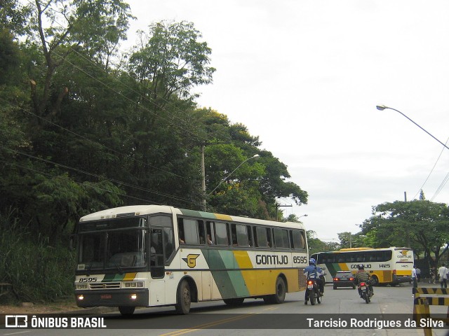 Empresa Gontijo de Transportes 8595 na cidade de Belo Horizonte, Minas Gerais, Brasil, por Tarcisio Rodrigues da Silva. ID da foto: 10993097.