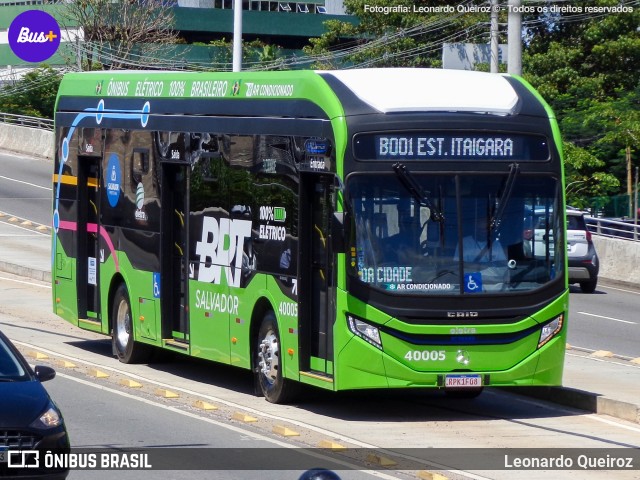 BRT Salvador 40005 na cidade de Salvador, Bahia, Brasil, por Leonardo Queiroz. Número da foto: #10921187.