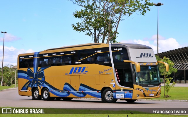 JBL Turismo 8700 na cidade de Florianópolis, Santa Catarina, Brasil, por Francisco Ivano. Número da foto: #10920462.