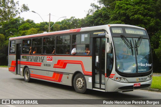 Viação Resendense 8F43 na cidade de Resende, Rio de Janeiro, Brasil, por Paulo Henrique Pereira Borges. Número da foto: #10997043.