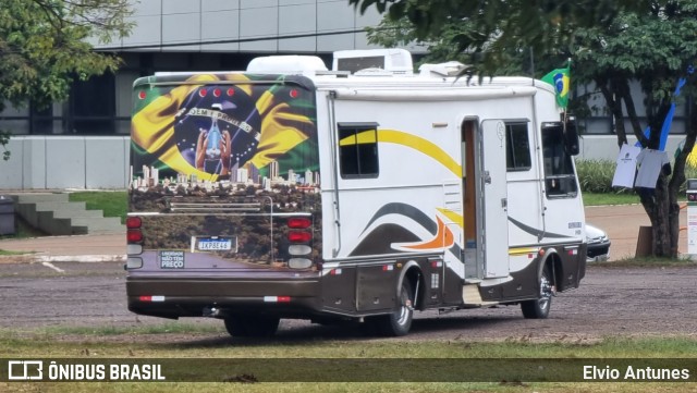 Motorhomes 8E46 na cidade de Cascavel, Paraná, Brasil, por Elvio Antunes. Número da foto: #10997038.
