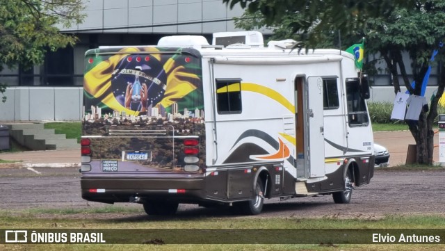 Motorhomes 8e46 na cidade de Cascavel, Paraná, Brasil, por Elvio Antunes. ID da foto: 10997038.