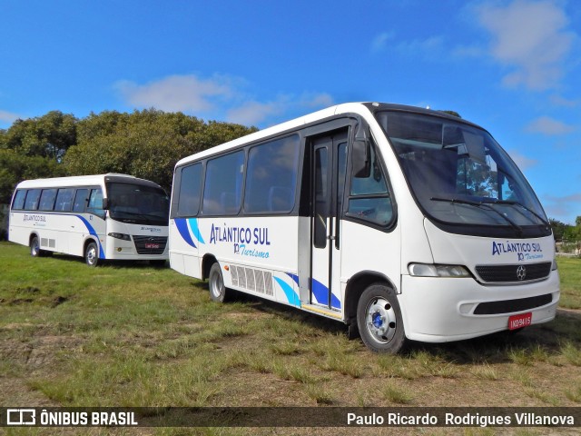 Atlântico Sul Transportes e Viagens 330 na cidade de Rio Grande, Rio Grande do Sul, Brasil, por Paulo Ricardo  Rodrigues Villanova. ID da foto: 10996899.