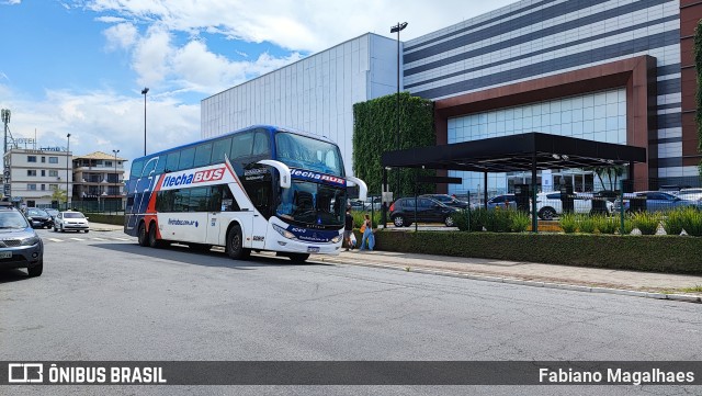 Flecha Bus 60812 na cidade de Balneário Camboriú, Santa Catarina, Brasil, por Fabiano Magalhaes. ID da foto: 10922567.