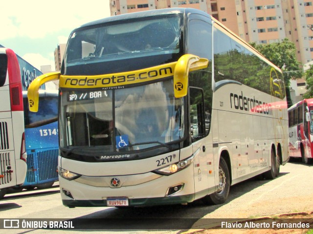 RodeRotas - Rotas de Viação do Triângulo 2217 na cidade de Sorocaba, São Paulo, Brasil, por Flavio Alberto Fernandes. Número da foto: #10921974.