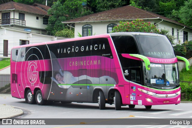 Viação Garcia 8735 na cidade de Joinville, Santa Catarina, Brasil, por Diego Lip. ID da foto: 10922168.