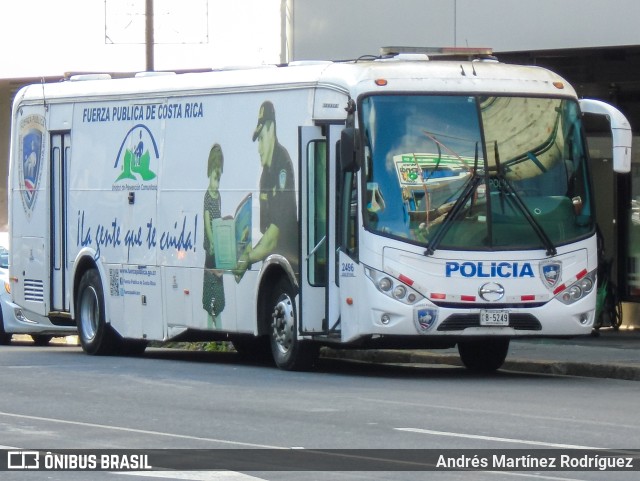 Fuerza Pública 2496 na cidade de Hospital, San José, San José, Costa Rica, por Andrés Martínez Rodríguez. Número da foto: #10921522.