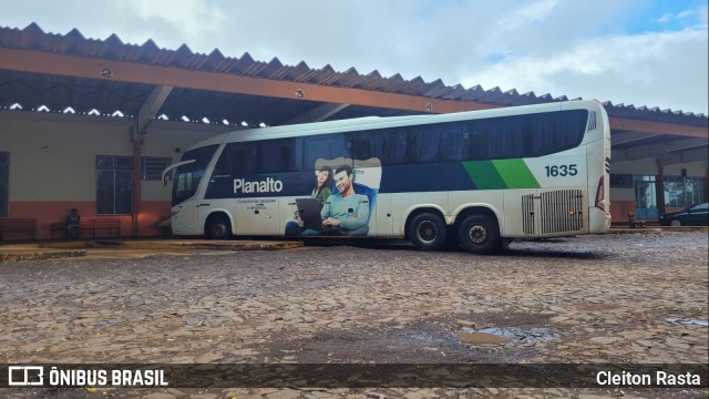 Planalto Transportes 1635 na cidade de Palmeira das Missões, Rio Grande do Sul, Brasil, por Cleiton Rasta. Número da foto: #10929087.