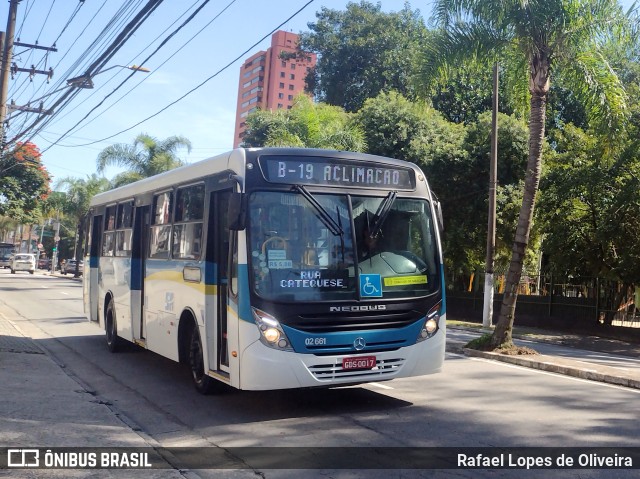 Viação Vaz 02 661 na cidade de Santo André, São Paulo, Brasil, por Rafael Lopes de Oliveira. Número da foto: #10929075.