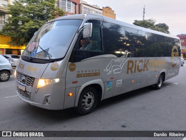 Transporte Rick Turismo 2709 na cidade de Barra do Piraí, Rio de Janeiro, Brasil, por Danilo  Ribeiro. ID da foto: 10929661.