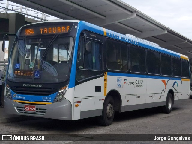 Transportes Futuro C30357 na cidade de Rio de Janeiro, Rio de Janeiro, Brasil, por Jorge Gonçalves. Número da foto: #10933476.