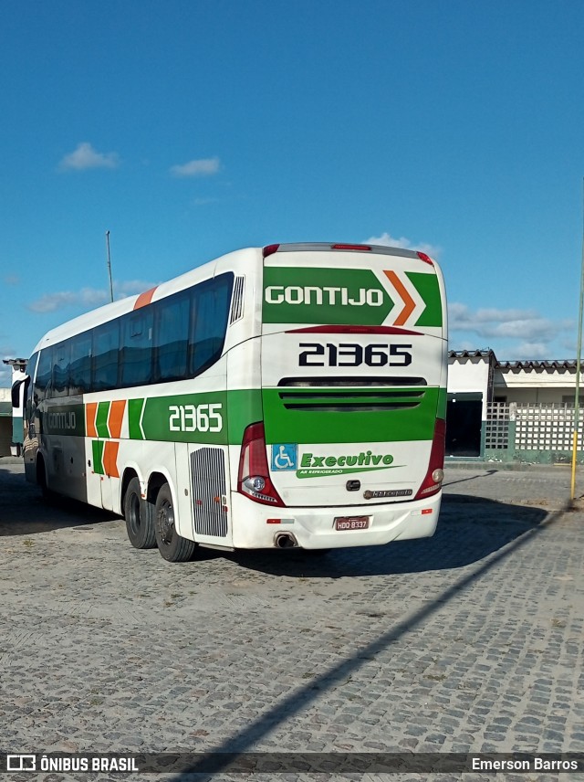 Empresa Gontijo de Transportes 21365 na cidade de Messias, Alagoas, Brasil, por Emerson Barros. ID da foto: 10932457.