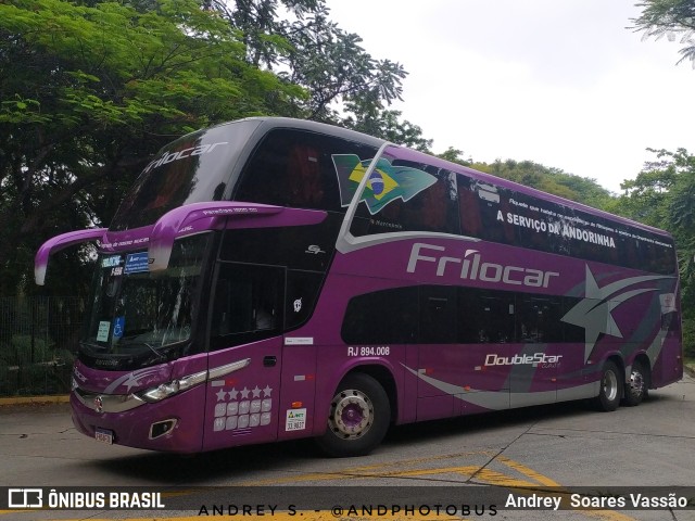 Frilocar Viagem e Turismo RJ 894.008 na cidade de São Paulo, São Paulo, Brasil, por Andrey  Soares Vassão. Número da foto: #10935450.