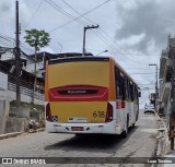 Empresa Metropolitana 618 na cidade de Jaboatão dos Guararapes, Pernambuco, Brasil, por Luan Timóteo. Número da foto: #10937699.