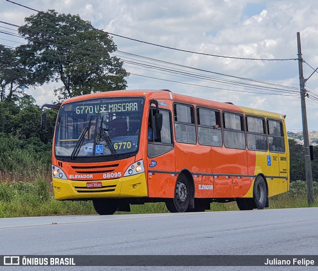 Viação Novo Retiro 88095 na cidade de Contagem, Minas Gerais, Brasil, por Juliano Felipe. ID da foto: 10938604.