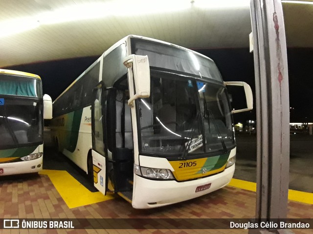 Empresa Gontijo de Transportes 21105 na cidade de João Monlevade, Minas Gerais, Brasil, por Douglas Célio Brandao. ID da foto: 10938342.