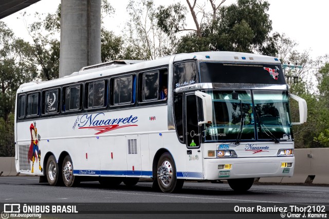Autobuses sin identificación - Mexico 1975 na cidade de Tlalpan, Ciudad de México, México, por Omar Ramírez Thor2102. Número da foto: #11001561.
